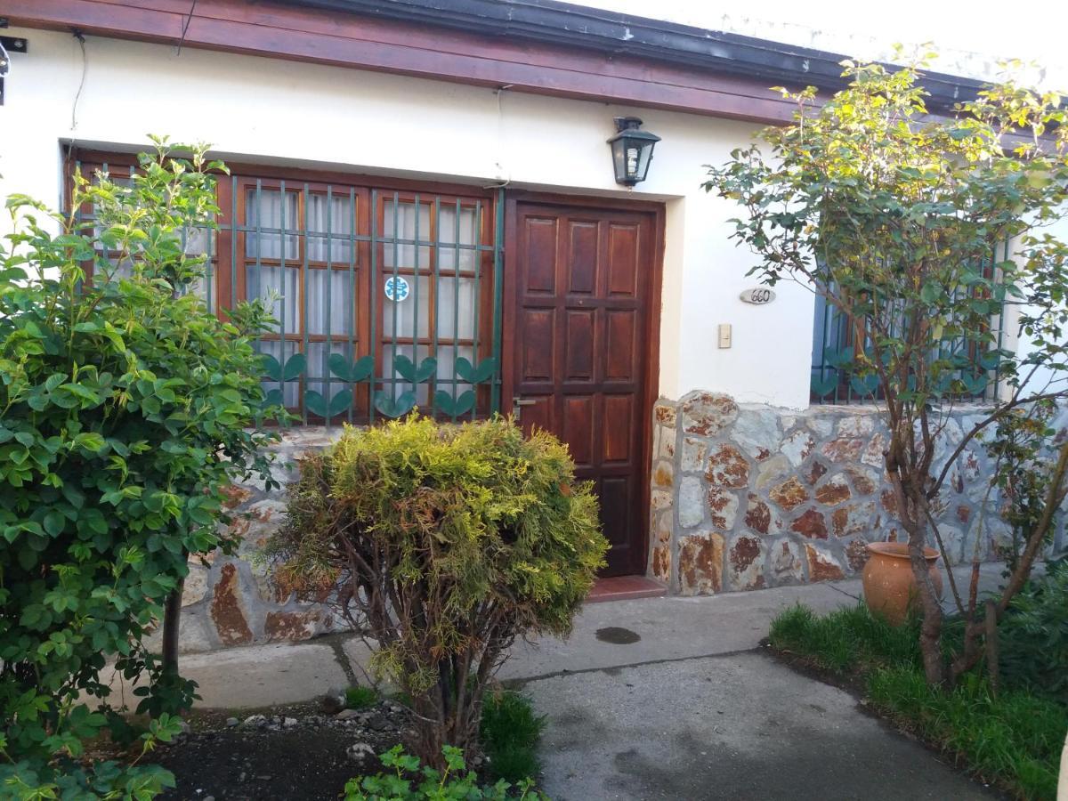 Casa Elena Bed & Breakfast Ushuaia Exterior foto